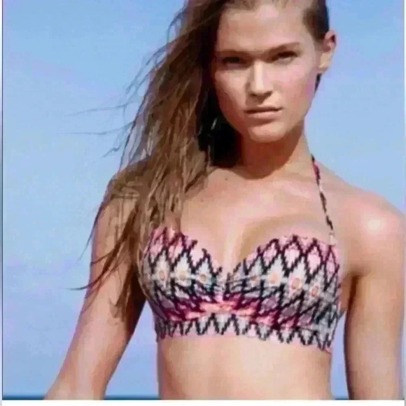Victorias Secret Ikat Foil Aztec Tribal Print‎ Bikini Getaway Halter/Itsy Ruffle - Picture 2 of 9